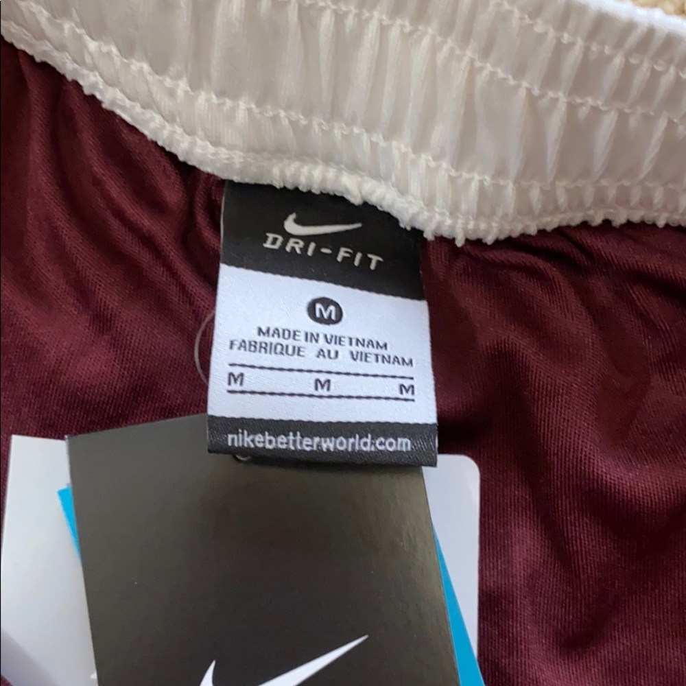 Nike women’s Virginia Tech Dri-fit shorts size M - Picture 7 of 12